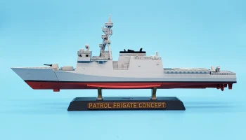Концептуальная модель патрульного фрегата в масштабе 1:4... 4