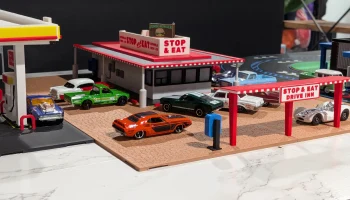 Набор моделей "Stop & Eat Drive-In" - диорама в масштабе ...