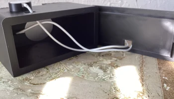 Зарядное устройство для iPhone в режиме ожидания с заряд... 5