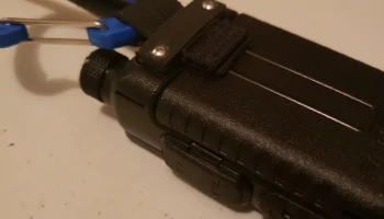 Крепление на лямке-карабине UV-5R 1