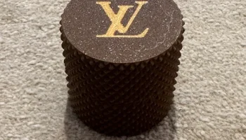 Контейнер с резьбой Louis Vuitton 2