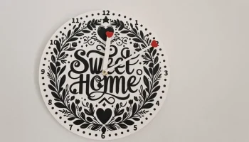 Часы Sweet Home