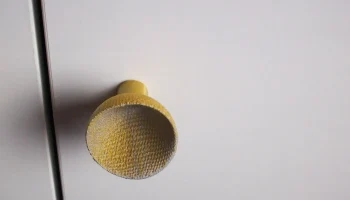 Ручка с закрытой сеткой Ручка с закрытой сеткой