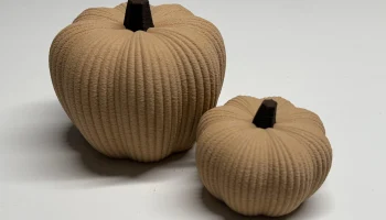 Декоративная фигурка тыквы 1