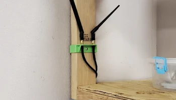 Крепление антенны Wi-Fi для рамы 2x4 1