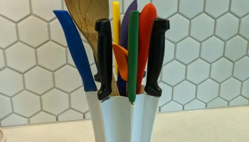 Knife Vase