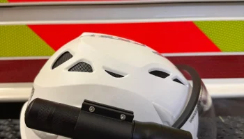 Kask Superplasma P7R держатель 1