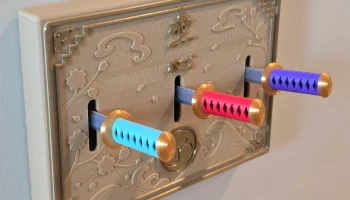 Крышка выключателя света Katana 3-клавишная Decora... Крышка выключателя света Katana 3-клавишная Decora...