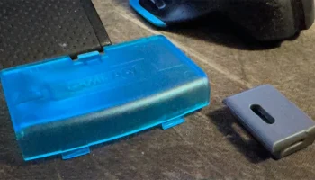 Приспособление для резки отверстий USB-C для крышки акку... 1
