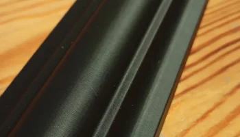 Держатель кабеля + крышка 3