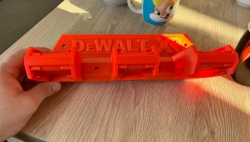держатель батареи DeWalt 4