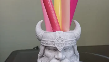 Кашпо для цветов и держатель ручек Viking Head 1