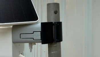 Крепление на стойку 1 дюйм для солнечной камеры Wyze......