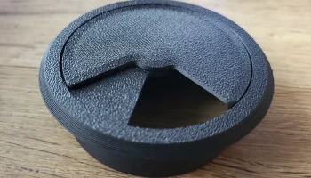 Кабельная заглушка для офисного стола 1