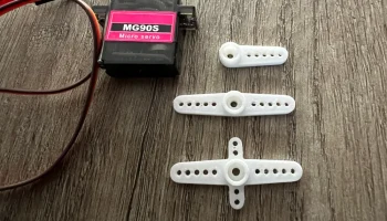 Кронштейны для сервомоторов MG90S и MG996R 2