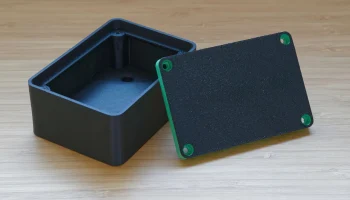 Универсальная коробка для самоделок