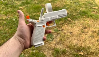 AceXR VR - FCU и телефон, вдохновленные Glock 17 Gen 5... 3