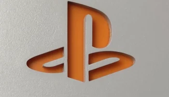 Вставка с логотипом PlayStation PS5 - быстрая печать за 4... 6