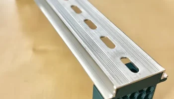 Кронштейн для электроники Voron V0.2 на DIN-рейке........
