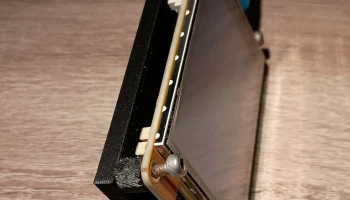 ESP32 Дешевое желтое крепление для дисплея........ 1