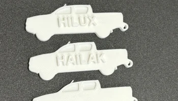Брелок в форме Hilux