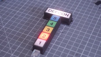 Мини рабочий знак DEFCON