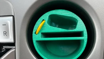 Hyundai Kona Becherhalter Einsatz 1