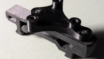 Крепление USB-адаптера Nitehawk-36 для зажима Voron DIN....