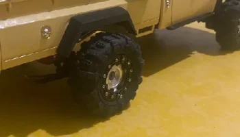 Блатник на Toyota LC79 (мн82) 1