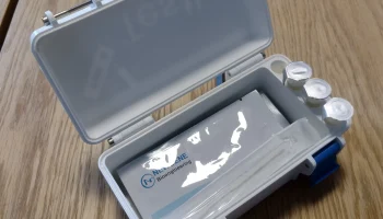 Коробка с набором для тестирования на корону........ 3