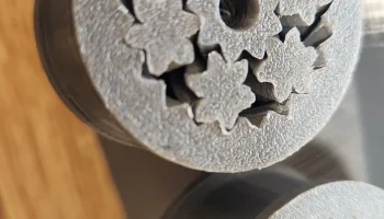 Комплект планетарных шестерен/подшипников с рисунком "ело...