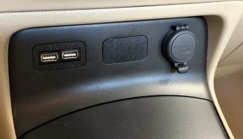 Вставки в панель Honda Civic 2005 года выпуска............