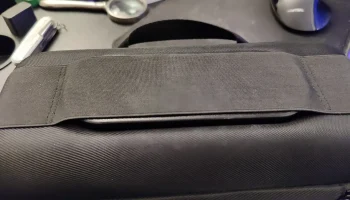 Зарядное устройство USB-C Steam Deck немного большего размер 2