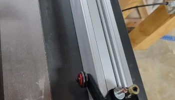 Направляющие для настольной пилы........ 1
