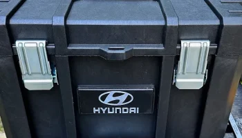 Таблички с логотипом Kia, Hyundai для большого модульного... 6