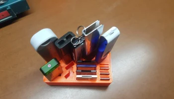 Карта Gridfinity SD, карта MicroSD и держатель USB 1