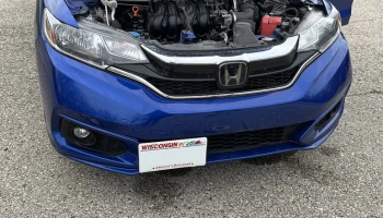 Кронштейн переднего номерного знака Honda Fit 2018-2020 г... 1