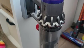 Dyson V11/V15 - настенное крепление