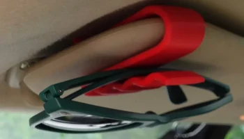 Держатель солнцезащитных очков на солнцезащитный козырек ... Держатель солнцезащитных очков на солнцезащитный козырек ...