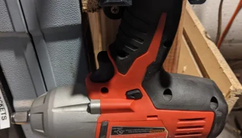 Крепление/держатель для сверла Milwaukee M18......... 5