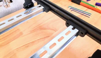 Крепление DIN 35x15 для V-образного или Т-образного паза .. 1