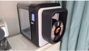 Коробка с держателем катушки Flashforge Adventurer 3 7