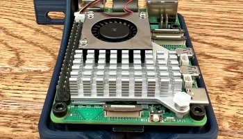 Крепление Raspberry Pi 5 в стойку - правостороннее 3