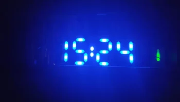 7-сегментная тактовая рамка для светодиодов WS2812B и вне..