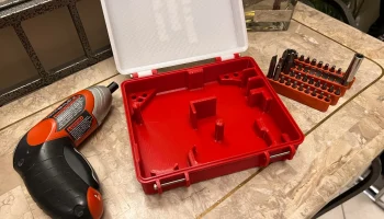 Коробка для беспроводной отвертки Black & Decker LI3000.... 2