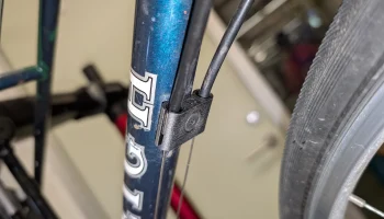 Ограничитель троса нисходящей трубы для Raleigh Mixte 70-...