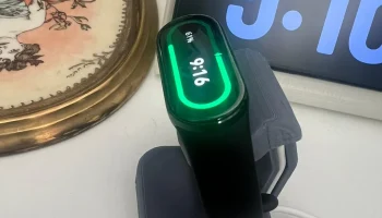 Магнитная подставка для зарядки Mi Band 9 3