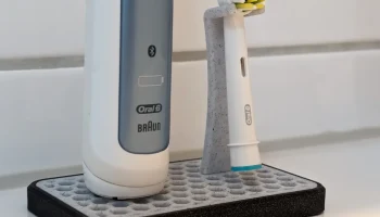 Подставка/держатель для зубной щетки Oral-B