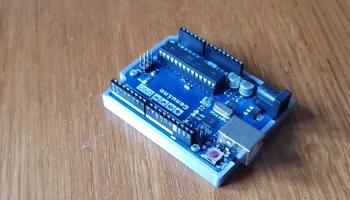 Задняя панель Arduino UNO 1