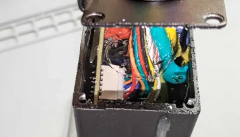 VESC 75100 Крепление для заливки 3